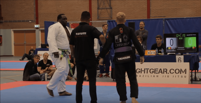 That Moment When A 140lbs Purple Belt Submits A Legit 300lbs Black Belt in Competition